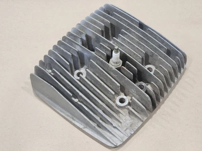 Can-Am 400 MX-6 1980 culata extremo superior Foto 1 de 4