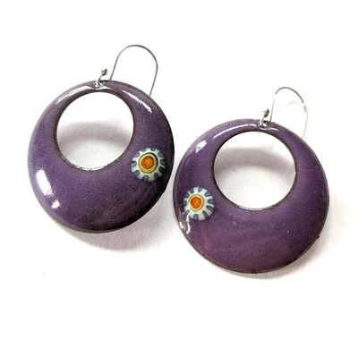 Enameled Brass Hoop Earrings Purple with bit of Sunshine Pair (18285) Foto 1 de 4