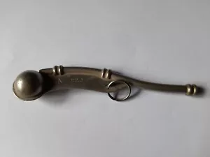 Royal Navy Bosuns whistle. Bosuns Whistle with military arrow. - Picture 1 of 4