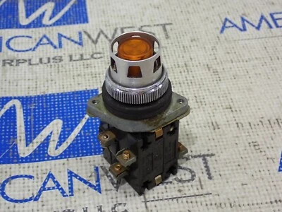 General Electric CR2940UW Illuminated Pushbutton Amber 110V - Image 1 of 4