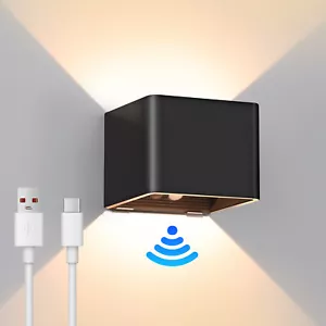 Cube Wandleuchte mit Bewegungsmelder Innen LED Akku Wandlampe USB Treppenlicht - Bild 1 von 13