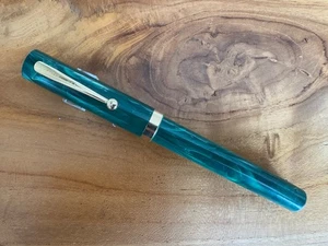 Sheaffer No-Nonsense Vintage Green Marble GT Füllfederhalter - Bild 1 von 9