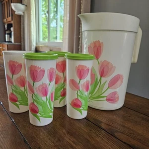 Tupperware Tulip Gallon Pitcher Infusion Lid and 4 Tumblers/Cups Summer Party - Picture 1 of 17