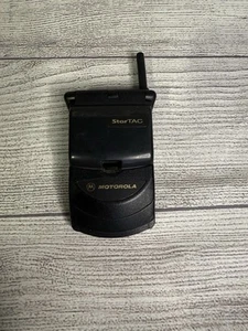 Téléphone portable à clapet Motorola StarTAC ST7867W avec chargeur pour collector (NON TESTÉ) - Photo 1 sur 8