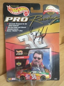 Hot Wheels Pro Racing 1/64 NASCAR #36 Skittles Ernie Irvan AUTOGRAPHED 1998 NIP - Picture 1 of 7