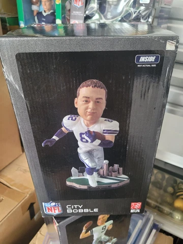 RARE #122/214  Dallas Cowboys Jason Witten city base bobblehead Ltd Ed w/box Cover