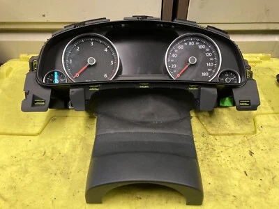 2011-2017 VW TOUAREG 3.0 TDI CRCA SPEEDOMETER INSTRUMENT CLUSTER 7P6920982S — 第 1/3 张图片