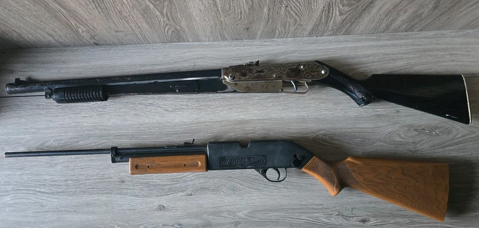 Vintage Daisy Model 25 Pump BB Rifle and Crosman Air Gun*READ DESCRIPTION * - Image 1 of 3