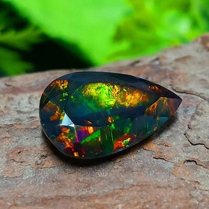 1.40ct Black Smoked Opal – 12x8mm Faceted Multi-Sparkling Gemstone for Jewelry - Bild 1 von 6