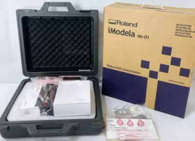 Roland ultra-compact 3D cutting machine iModela iM-01 - Image 1 of 4