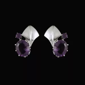 Karen Strand 1924-2000. 18k White Gold Ear Screws with Amethysts. - Picture 1 of 4