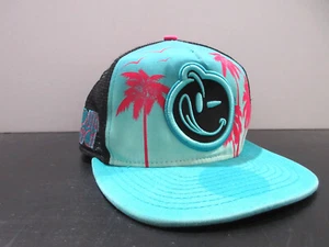 Cappello Yums Berretto Snap Back Blu Nero Faccia Sorridente Baseball Nuova Era Camionista Uomo - Foto 1 di 9