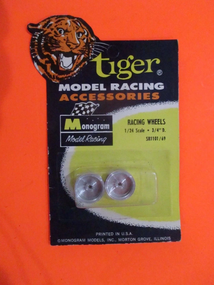 VTG 1964 1/24TH SLOT CAR MONOGRAM TIGER RACING WHEELS SR1101 3/4" DIA METAL NOS - Image 1 of 3