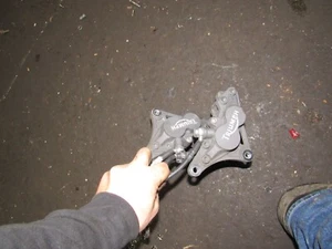 2001 triumph sprint st 955i front brake calipers - Picture 1 of 1