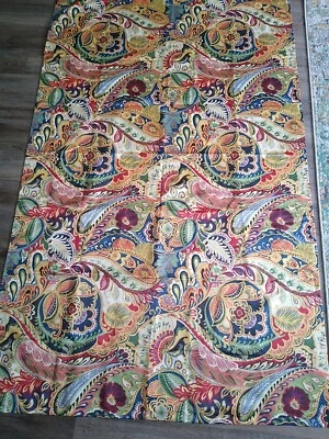 Panel Cortina Ventana Paisley Vibrante Pier 1 Imports (2) 50" x 84"  Foto 1 de 4