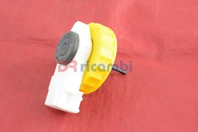 TAPPO SERBATOIO FRENO ALFA 156 FIAT BRAVO MAREA LANCIA LYBRA - LANCIA 71712816/1 - Imagem 1 de 4