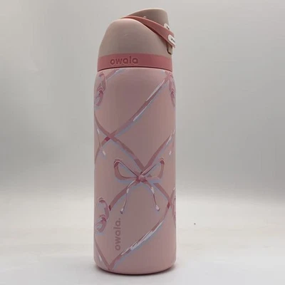 Owala FreeSip Sugar Plum Fairy 32 Oz Water Bottle Holiday Collection Pink - Image 1 of 4