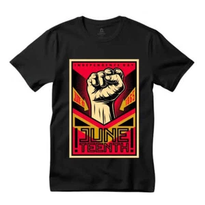 T-Shirt Abbraccia Giugno con il nostro Nero: Celebrazione della Libertà Edizione Limitata - Foto 1 di 4
