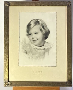 Vintage Art Deco Hammered Brass Filigree Easel Photo Frame 8 x 10 Opening - Picture 1 of 4