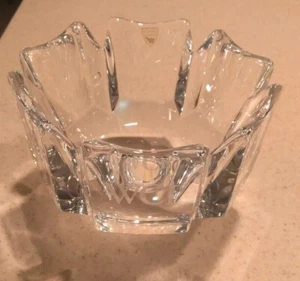 ORREFORS CORONA ETCHED "WCI" CRYSTAL BOWL LARS HELSTEN SWEDEN, SIGNED - Picture 1 of 3