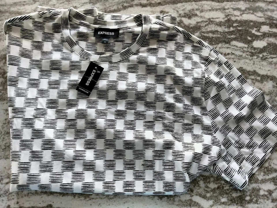 Express Short Sleeve Dressy Contemporary Tshirt XLarge MINT FREE SHIPPING! - Image 1 of 1