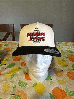 VOLCOM STONE PIT STOP TRUCKER MESH MENS SNAPBACK HAT WHITE BLACK GREY NEW - Image 1 of 4