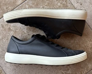 (MISMATCHED SIZE) Ecco Soft 7 Sneakers Men Black Leather Low Top Sz L 10 & R 9.5 - Picture 1 of 9