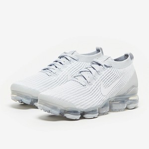 air vapormax flyknit white