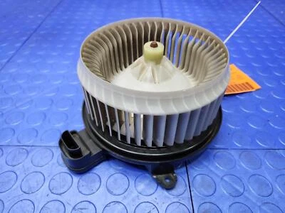 Conjunto de motor soplador de aire acondicionado calentador Lexus RX350 RX450H 2014-2015 FABRICANTE DE EQUIPOS ORIGINALES 871030E080 Foto 1 de 4