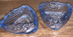 2 Posacenere per sigarette Cambridge Caprice blu chiaro di luna triangolo - Foto 1 di 5