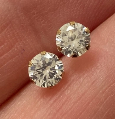 9CT Gold CZ - 4.5mm  Stud Earrings - Image 1 of 4
