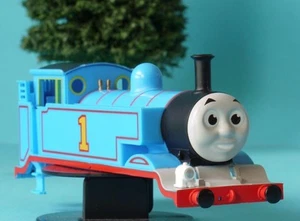 CUERPO DEL MOTOR HORNBY THOMAS EL TANQUE R9287 TAMBIÉN SE ADAPTA A CHASIS HORNBY R351 MARCAS SOR - Imagen 1 de 7