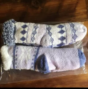 Cuddl Duds Faux Sherpa Cozy Lined Lounge Socks Set of 2 Black Sz 4-10 Womens - Picture 1 of 3