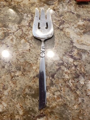 South Seas by Oneida Community Mid Century Silverplate Serving Fork 9 In. EUC - Image 1 of 4