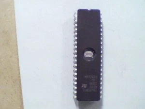 STMICR  M27C1024-12F1 Qty of 3 per Lot IC PRGMD 1162U65 CS6001 CODE VERA - Picture 1 of 3
