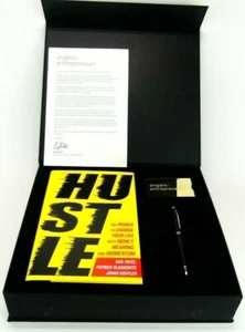 NIB!  Angels & Entrepreneurs Hustle Book Notebook With Pen And Gold Card - Picture 1 of 5