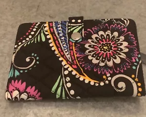 NEW w/ TAGS Vera Bradley TRAVEL WALLET / Passport wallet in Bandana Swirl - Picture 1 of 7