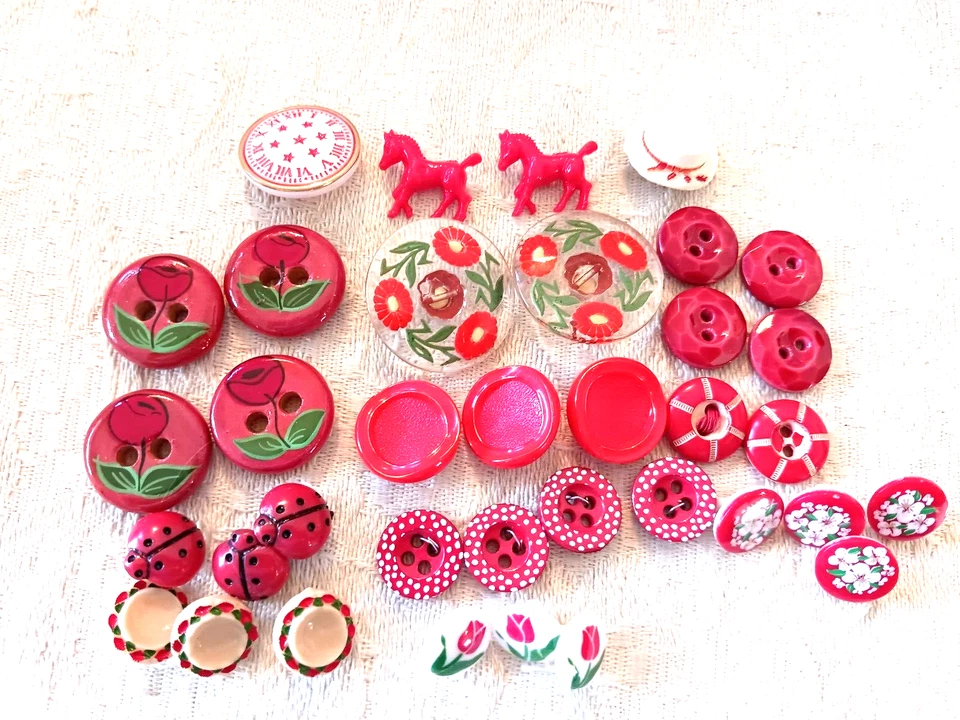 Lot 36 Interesting Pretty Red Buttons Glass Plastic Flowers Dots Clock Ladybugs - Image 1 of 4