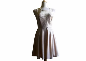 NWT INA [i:na] Junior's Medium Lace Party Dress Homecoming Ivory Heart Neckline - Picture 1 of 10