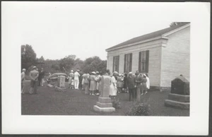 Funeral en Iglesia Cementerio Capilla de Madera Original Años 40 Tumba Cementerio Instantánea - Imagen 1 de 1
