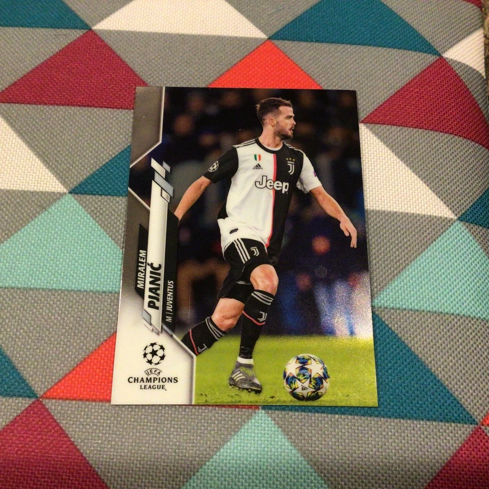 Miralem Pjanic #9 Juventus 2019-20 TOPPS CHROME UEFA CHAMPIONS LEAGUE - Image 1 of 1