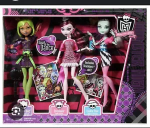 Monster High Doll 3 Set Draculaura Clawdeen Frankie RARE Dawn Of The Dance - Picture 1 of 2