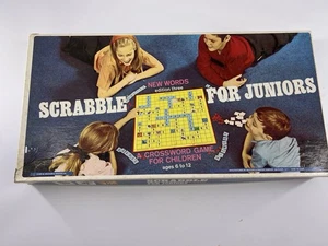 Vintage Scrabble For Juniors Crossword Game 1968 COMPLETE New Words 2 Sided - Picture 1 of 9