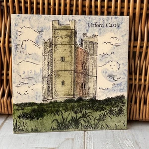 Vintage Hereford Tiles Orford Castle Suffolk Ceramic Tile 6" Square - Picture 1 of 6