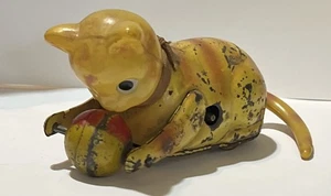 Old Original 1940 Cat & Ball Tin with Celluloid Wind-Up Toy From Occupied Japan - Picture 1 of 7