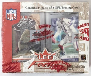 2001 Fleer Focus Football Hobby Box - Picture 1 of 2