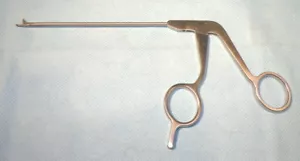 Storz Silcut Arthroscopy Punch, cut width 1.5mm, 3.5mm x 13cm model 28171AD - Picture 1 of 2
