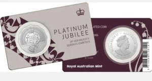 ©️ 2022 AUSTRALIA: QUEEN ELIZABETH II PLATINUM JUBILEE 50 CENT SPEC COIN ON CARD - Picture 1 of 1