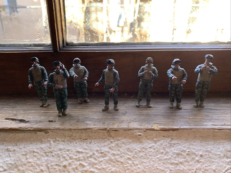 Raro 1:32 - Fuerzas del Valor EE. UU. Moderno Tanque Tripulación Lote 7 Chicos. Foto 1 de 4