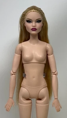 Barbie Estilo Por Diseño #1 Hecho para Mover Cuerpo Híbrido Muñeca DESNUDA Rubia Claudette Foto 1 de 4